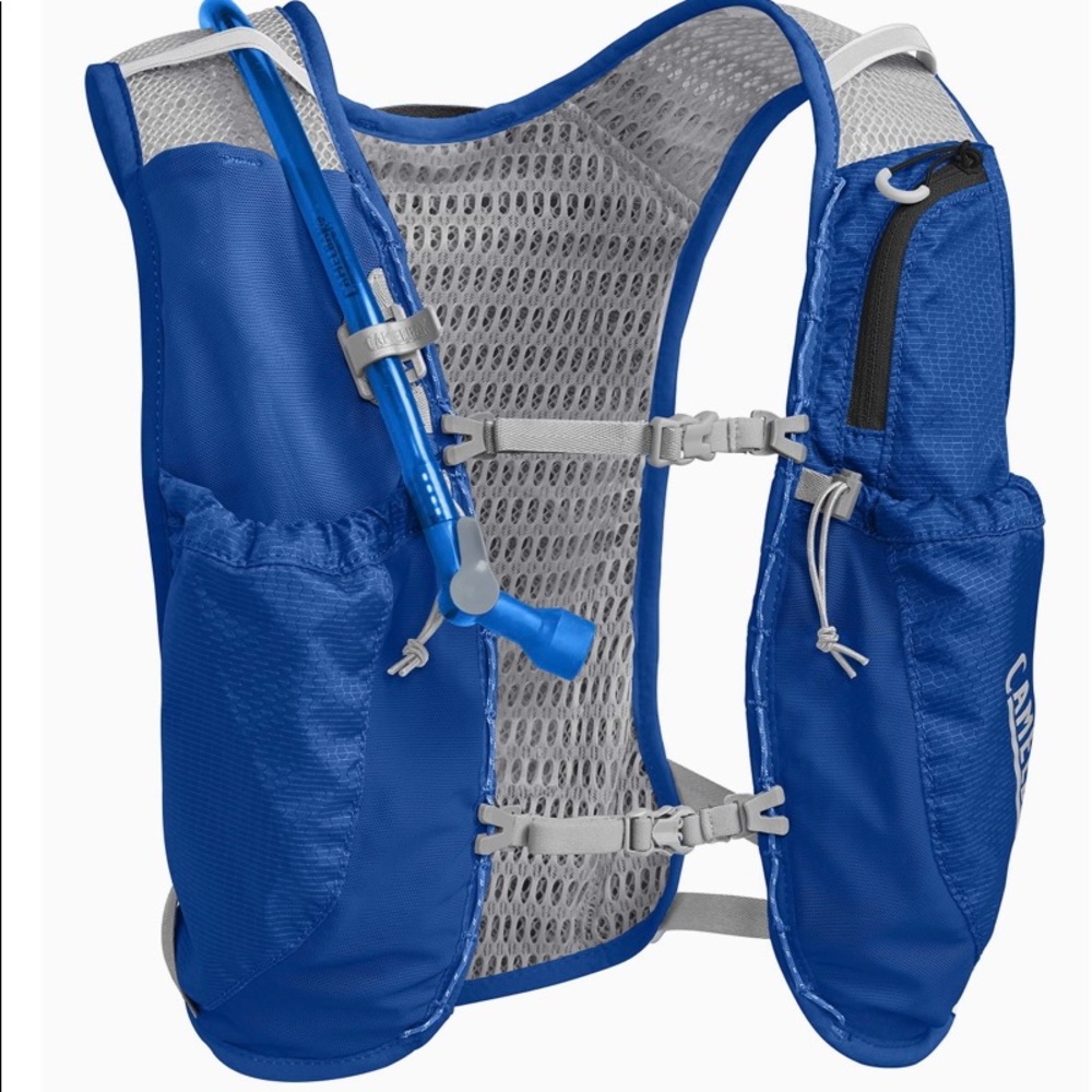 CamelBak Circuit Vest 50oz. Running or Biking Hydration Vest.